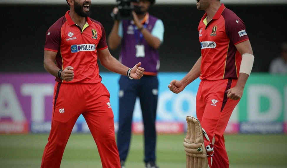 চেন्াই সুপার কিংসের চ্যাম্পিয়ন্স ট্রফি অভিযান: কে জিতবে IPL 2026 ট্রফি?
