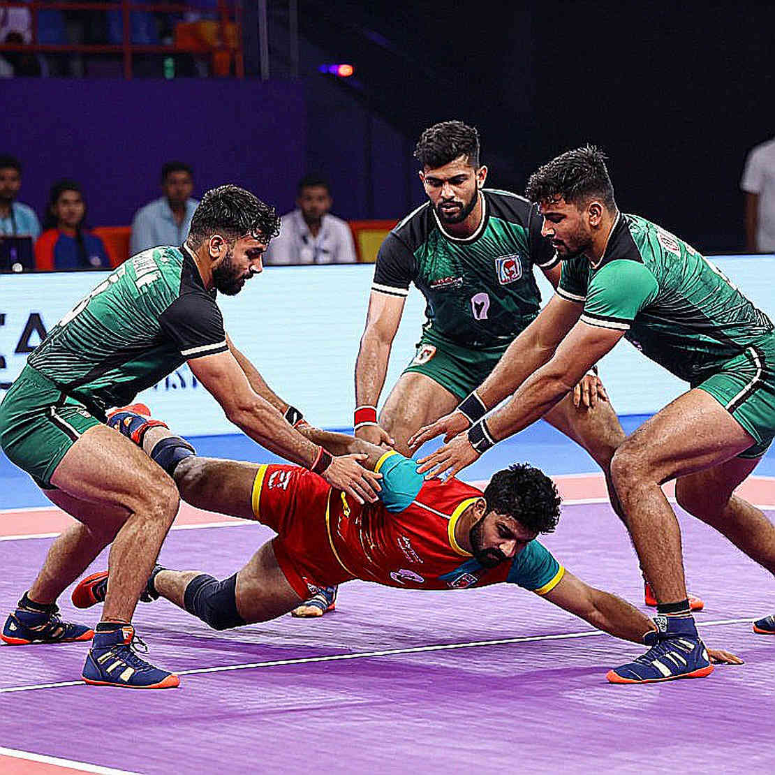 কাবাডি সেমিফাইনালের আগে আসল প্রশ্ন: 'অপরাজিত' কোনো ম্যাট্রিক নয়